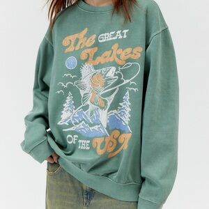 Urban Outfitters Great Lakes Pullover Sweatshirt